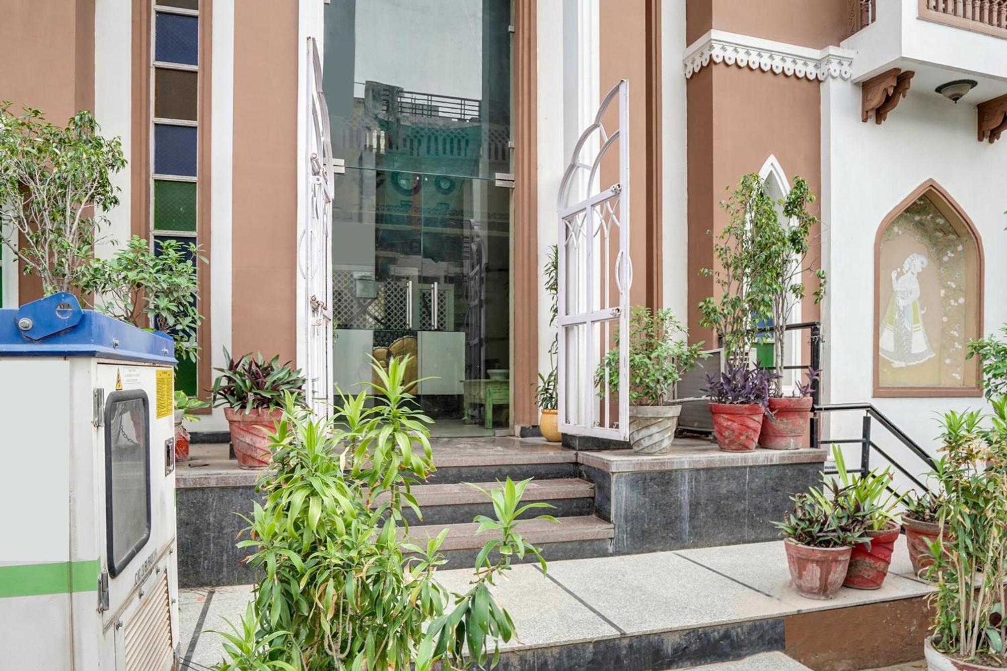 Super Townhouse Mansarovar Near Metro Station Dźajpur Zewnętrze zdjęcie