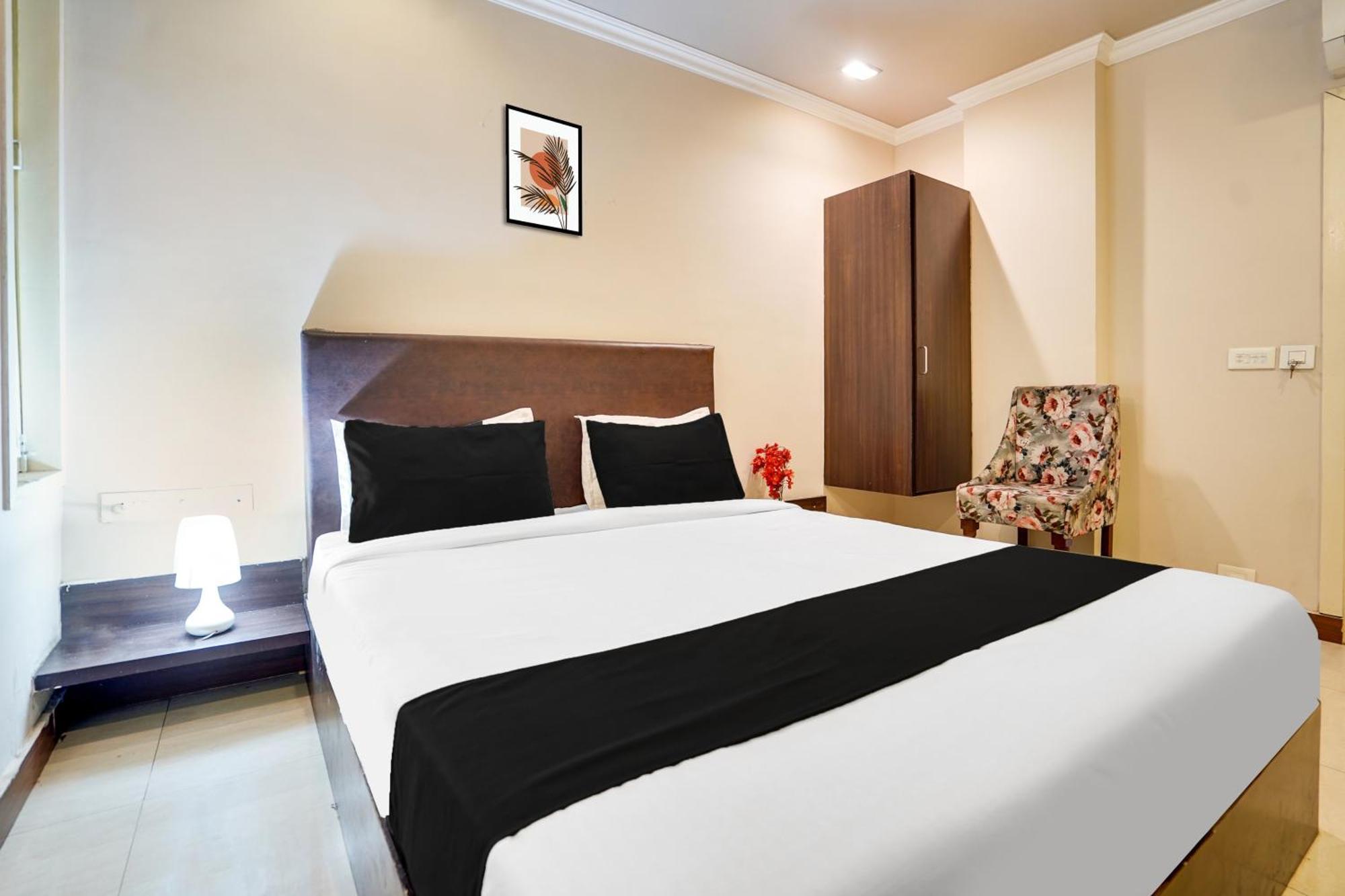 Super Townhouse Mansarovar Near Metro Station Dźajpur Zewnętrze zdjęcie