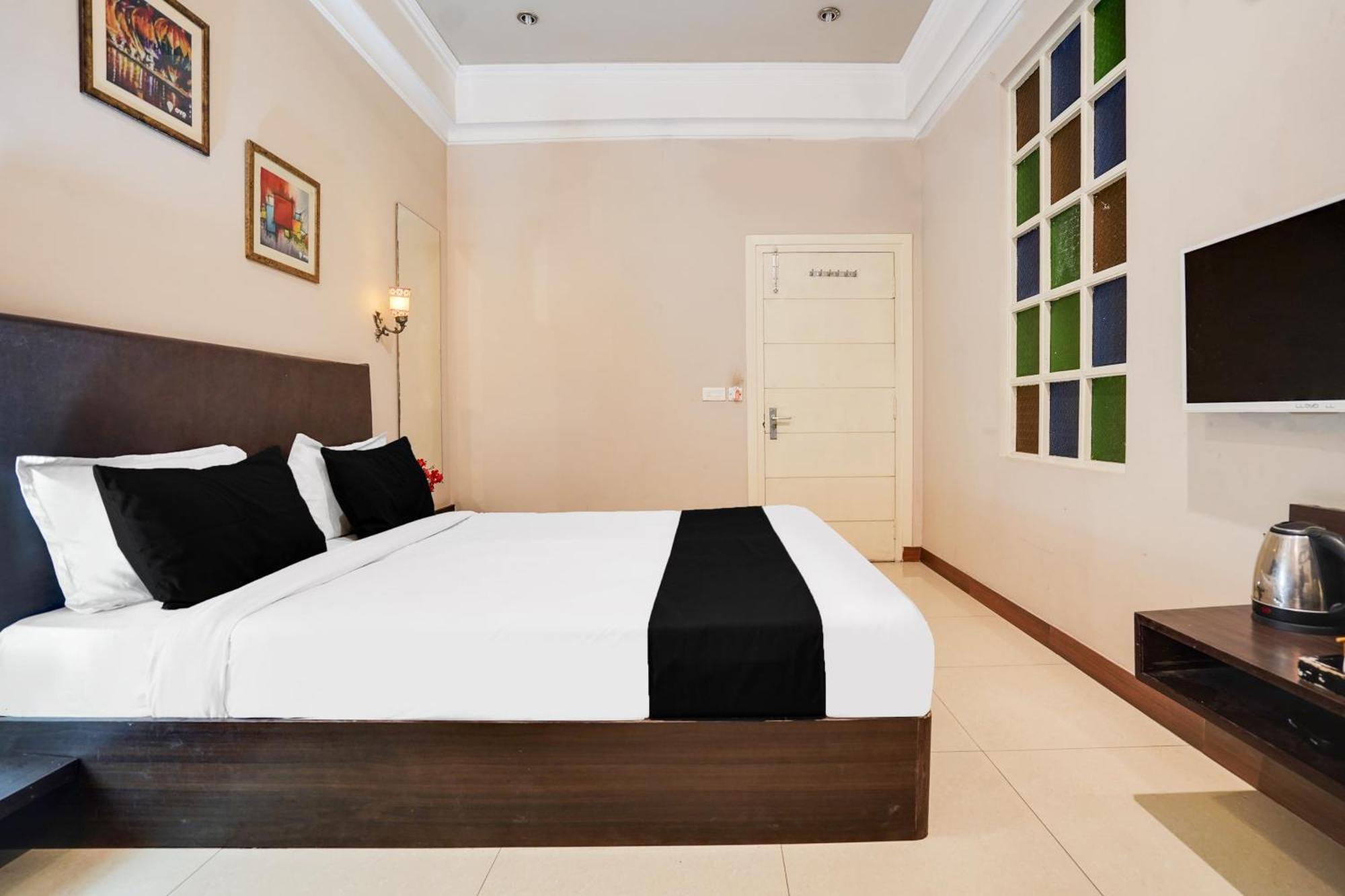 Super Townhouse Mansarovar Near Metro Station Dźajpur Zewnętrze zdjęcie
